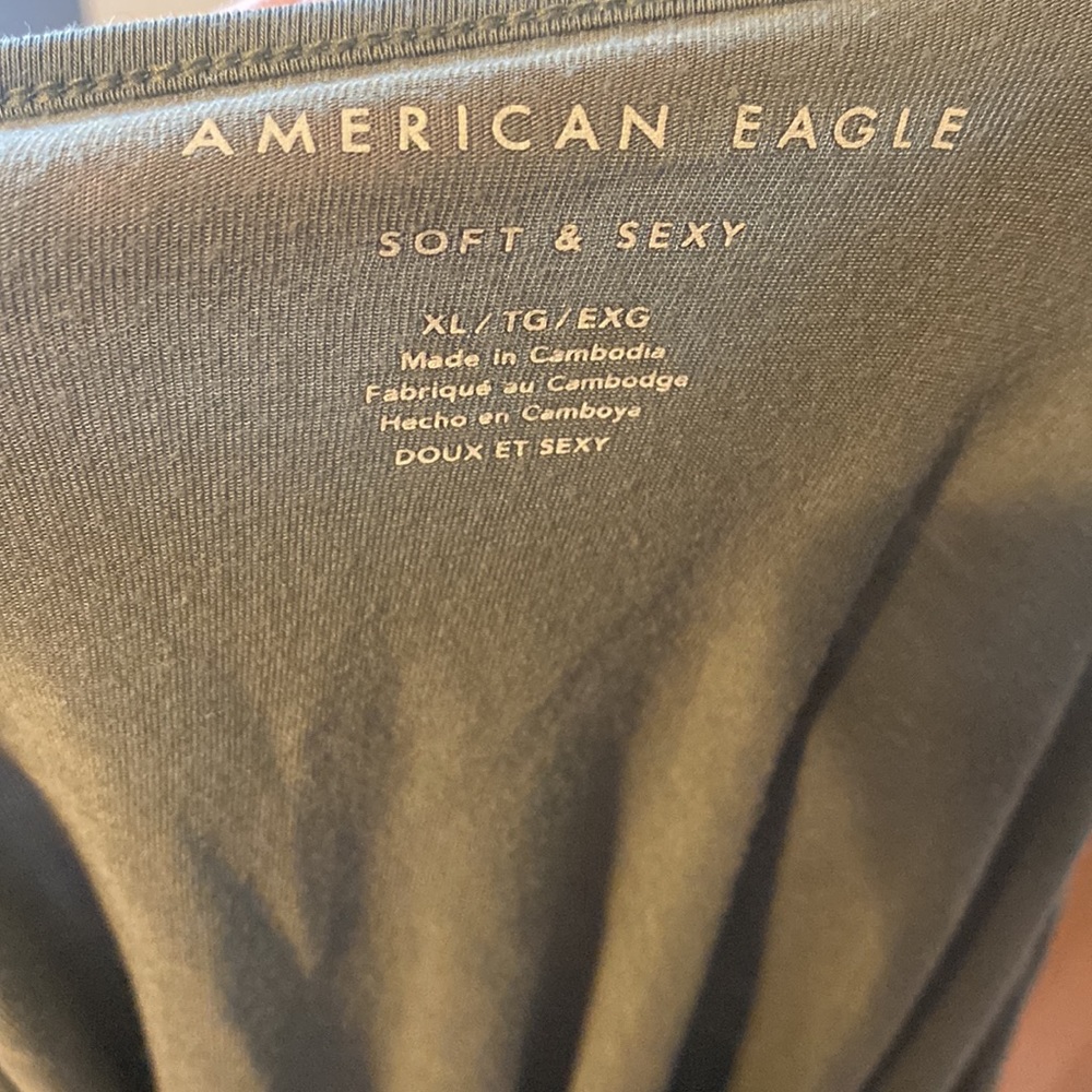 AEO Green Buttoned Top - Picture 4 of 4